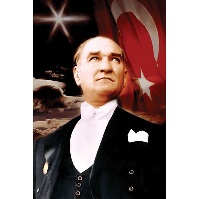 Türk Bayraklı Atatürk Posteri
